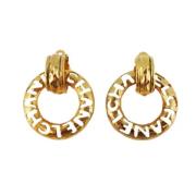 Pre-owned Metal earrings Chanel Vintage , Yellow , Dames