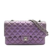 Pre-owned Leather shoulder-bags Chanel Vintage , Purple , Dames