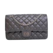 Pre-owned Leather chanel-bags Chanel Vintage , Gray , Dames