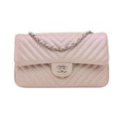 Pre-owned Leather handbags Chanel Vintage , Pink , Dames