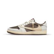 Retro Low OG SP Reverse Mocha Jordan , Beige , Heren