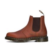 Stijlvolle Nubuck Boots met Elastische Panelen Dr. Martens , Brown , H...