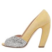 Pre-owned Suede heels Miu Miu Pre-owned , Yellow , Dames