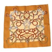 Pre-owned Silk scarves Hermès Vintage , Orange , Dames