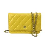 Pre-owned Leather wallets Chanel Vintage , Yellow , Dames