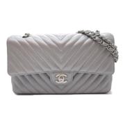 Pre-owned Leather chanel-bags Chanel Vintage , Gray , Dames