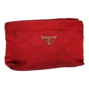 Pre-owned Fabric clutches Prada Vintage , Red , Dames