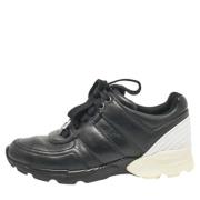 Pre-owned Leather sneakers Chanel Vintage , Black , Dames