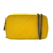 Pre-owned Leather chanel-bags Chanel Vintage , Yellow , Dames