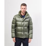 Groene Chamonix gewatteerde jas met militaire details Afterlabel , Gre...