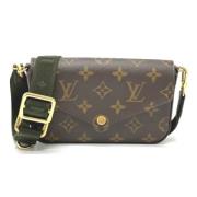 Pre-owned Fabric shoulder-bags Louis Vuitton Vintage , Brown , Dames