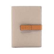 Pre-owned Leather wallets Loewe Pre-owned , Beige , Dames