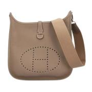 Pre-owned Leather shoulder-bags Hermès Vintage , Beige , Dames