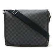 Pre-owned Canvas shoulder-bags Louis Vuitton Vintage , Black , Heren