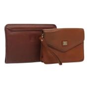 Pre-owned Leather clutches Burberry Vintage , Brown , Dames