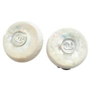 Pre-owned Plastic earrings Chanel Vintage , Gray , Dames