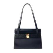 Pre-owned Leather shoulder-bags Salvatore Ferragamo Pre-owned , Black ...