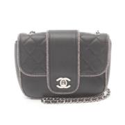 Pre-owned Leather shoulder-bags Chanel Vintage , Black , Dames