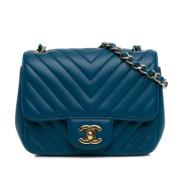 Pre-owned Leather crossbody-bags Chanel Vintage , Blue , Dames