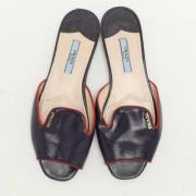 Pre-owned Leather flats Prada Vintage , Purple , Dames