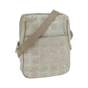 Pre-owned Nylon chanel-bags Chanel Vintage , Beige , Dames