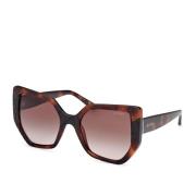 Stijlvolle zonnebril in bruin schildpad Guess , Brown , Dames