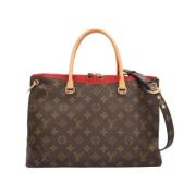 Pre-owned Canvas shoulder-bags Louis Vuitton Vintage , Brown , Dames