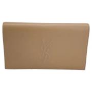 Pre-owned Leather clutches Yves Saint Laurent Vintage , Beige , Dames