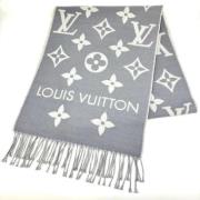 Pre-owned Wool scarves Louis Vuitton Vintage , Gray , Dames