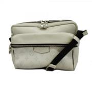 Pre-owned Fabric shoulder-bags Louis Vuitton Vintage , Beige , Heren