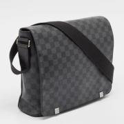 Pre-owned Coated canvas shoulder-bags Louis Vuitton Vintage , Black , ...