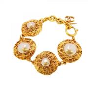 Pre-owned Metal chanel-jewelry Chanel Vintage , Yellow , Dames