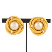 Pre-owned Metal earrings Chanel Vintage , Yellow , Dames