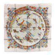 Pre-owned Silk scarves Hermès Vintage , Multicolor , Dames