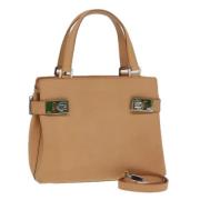 Pre-owned Leather handbags Salvatore Ferragamo Pre-owned , Beige , Dam...