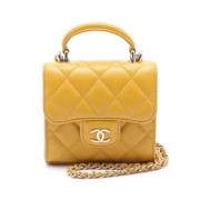 Pre-owned Leather handbags Chanel Vintage , Yellow , Dames