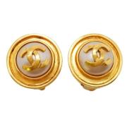 Pre-owned Metal earrings Chanel Vintage , Yellow , Dames