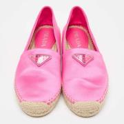 Pre-owned Satin flats Prada Vintage , Pink , Dames