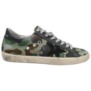 Militaire Superstar Sneakers Golden Goose , Multicolor , Heren