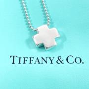 Pre-owned Metal necklaces Tiffany & Co. Pre-owned , Gray , Dames