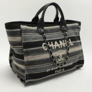 Pre-owned Canvas chanel-bags Chanel Vintage , Gray , Dames