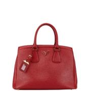 Pre-owned Leather handbags Prada Vintage , Red , Dames