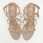 Pre-owned Leather sandals Valentino Vintage , Beige , Dames