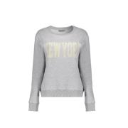 Casual New York Chestprint Sweater Geisha , Gray , Dames