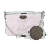 Pre-owned Nylon clutches Louis Vuitton Vintage , Pink , Dames