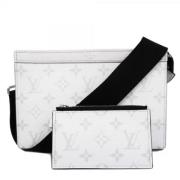 Pre-owned Fabric shoulder-bags Louis Vuitton Vintage , White , Dames