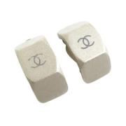 Pre-owned Metal chanel-jewelry Chanel Vintage , Gray , Dames