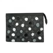 Pre-owned Fabric clutches Louis Vuitton Vintage , Black , Heren