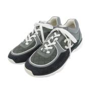 Pre-owned Fabric sneakers Chanel Vintage , Gray , Dames