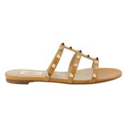 Kameel Leren Rockstud Sandalen Valentino Garavani , Brown , Dames